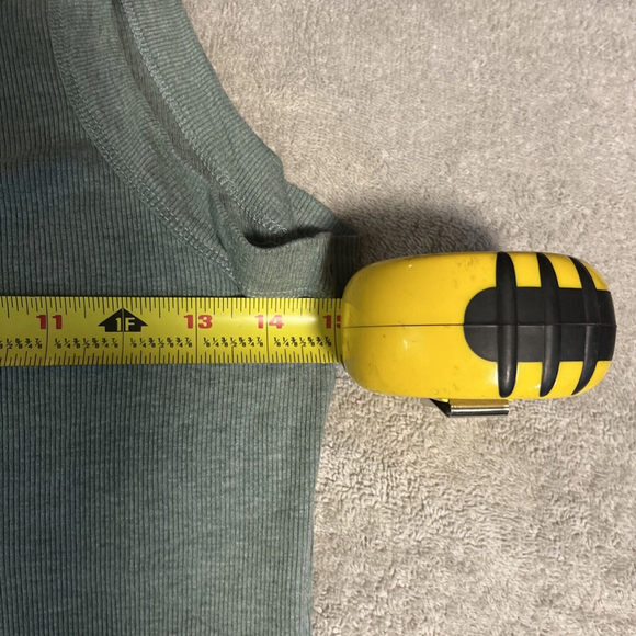 NWT Women’s Medium Green Tank Top Soft NWT By Nostalgia - Picture 13 of 13